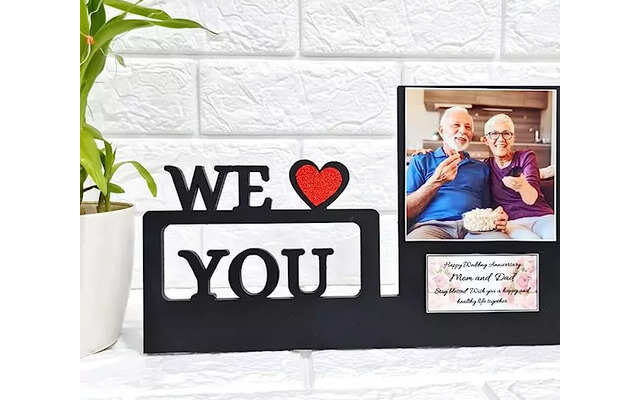 Seven Thoughtful Gifts to Celebrate Your Parents’ Anniversary